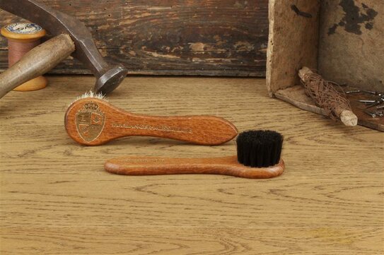 Langer & Messmer Leather Cream Horsehair Applicator Brush
