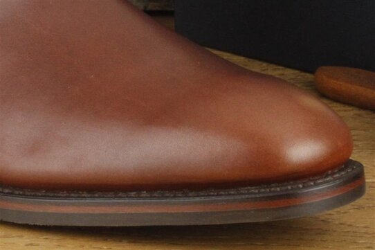 Loake Chatsworth Brown Size UK 9.5 Goodyear Welted Rubber Soles