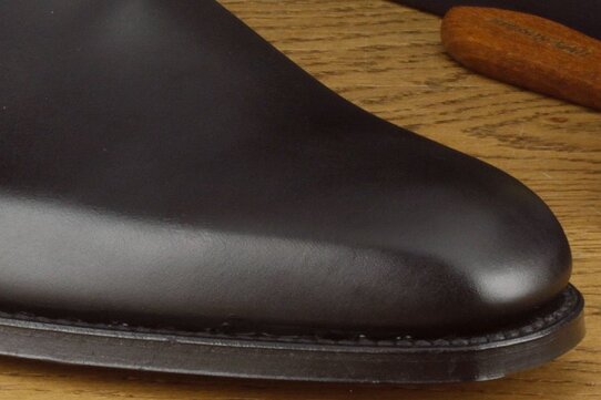 Loake Medway Black UK Size 6 Goodyear Welted