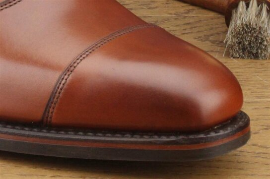Loake Aldwych Mahogany Size 8.5 Goodyear Welted Rubber Soles Wide Fit