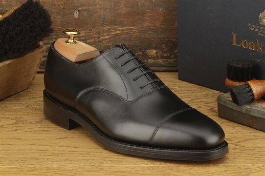Loake Aldwych Black Size 7 Goodyear Welted Rubber Soles Wide Fit