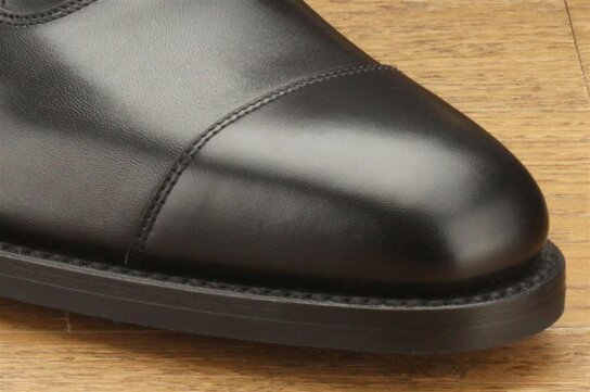 Loake Aldwych Black Size 7.5 Goodyear Welted Rubber Soles Wide Fit